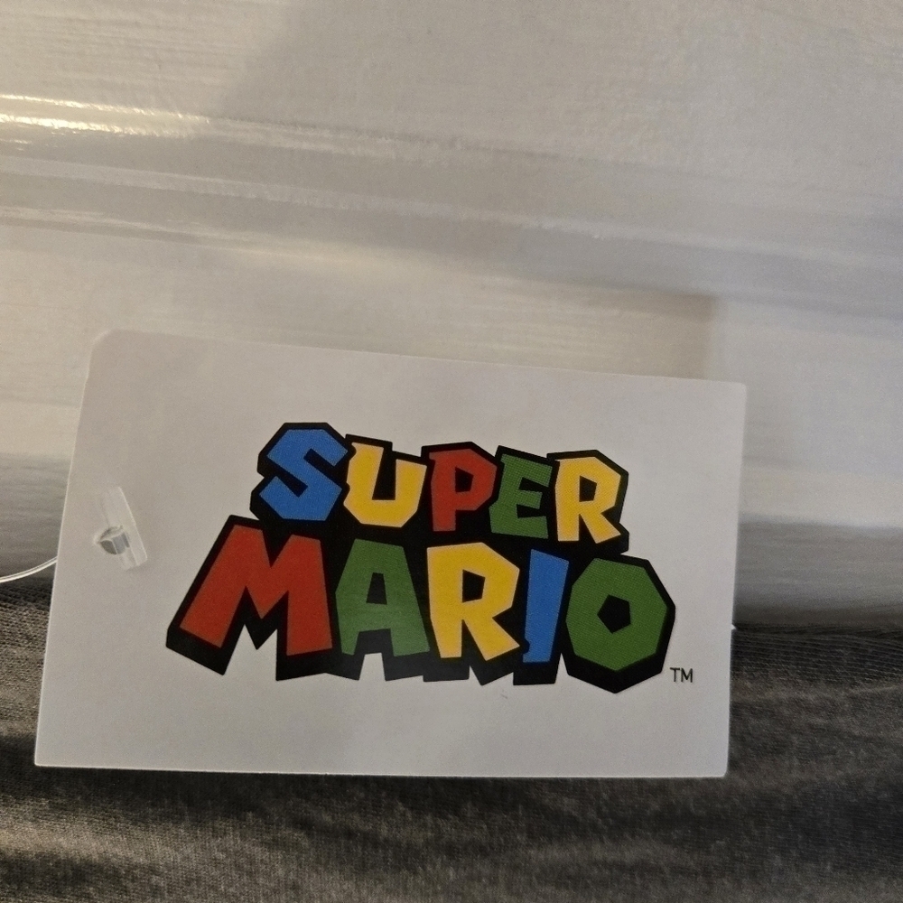 Super Mario Brothers Gray Junior  Shortsleeve Tshirt Size XL 15/17 - Picture 4 of 10